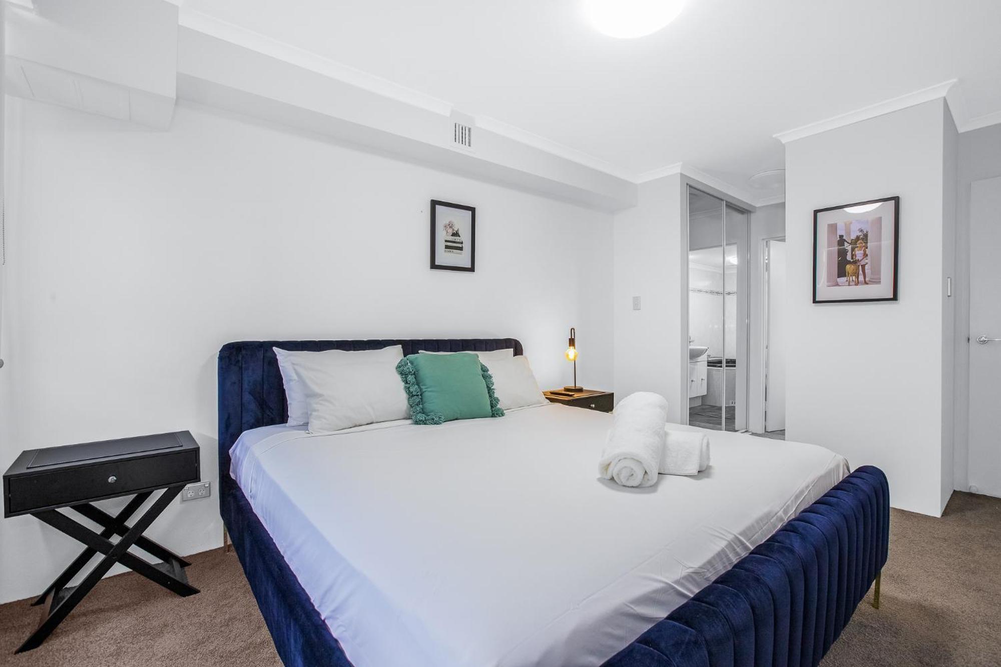 Pyrmont 2 Bed - Prime Location W Parking *