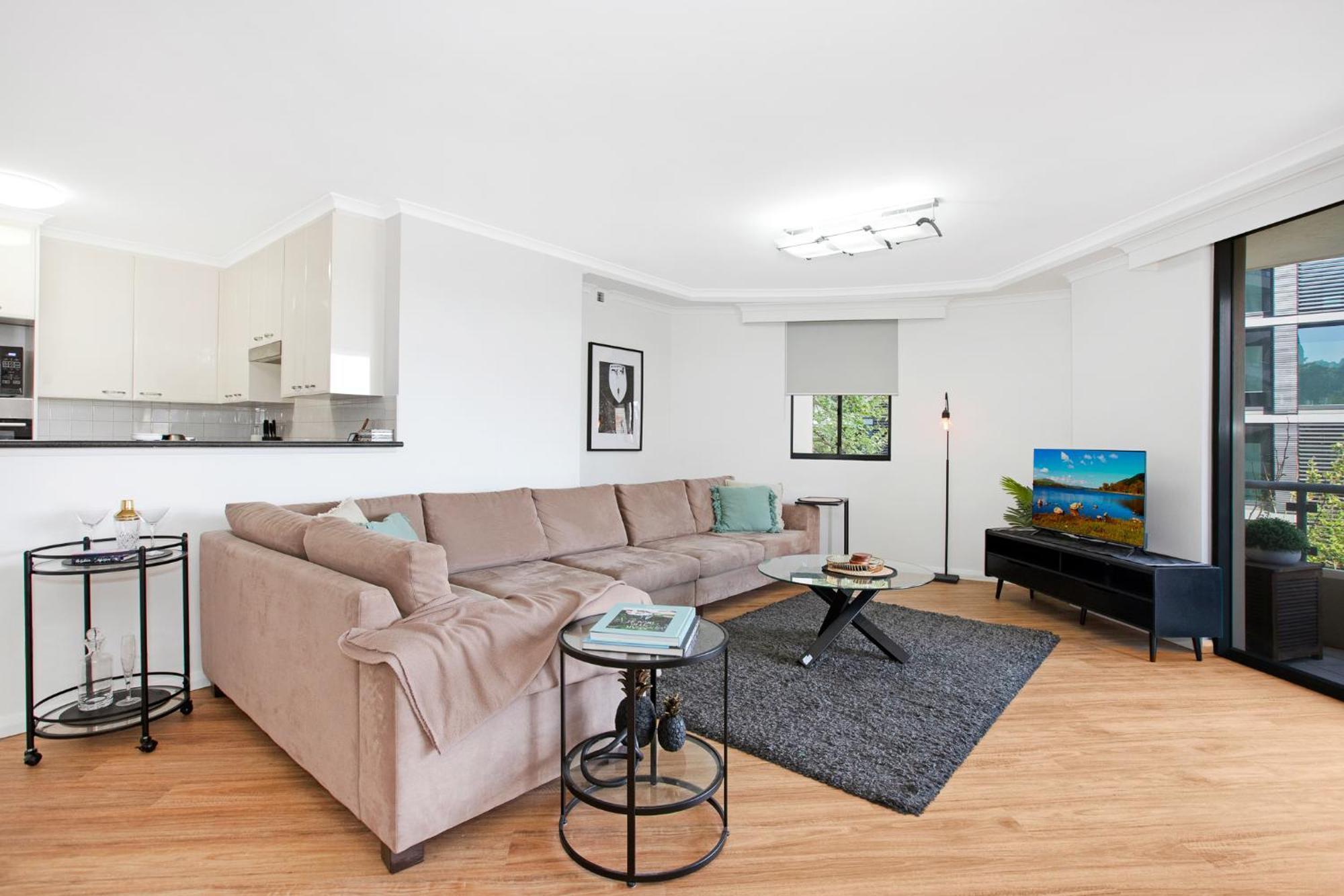 Pyrmont 2 Bed - Prime Location W Parking * Sydney