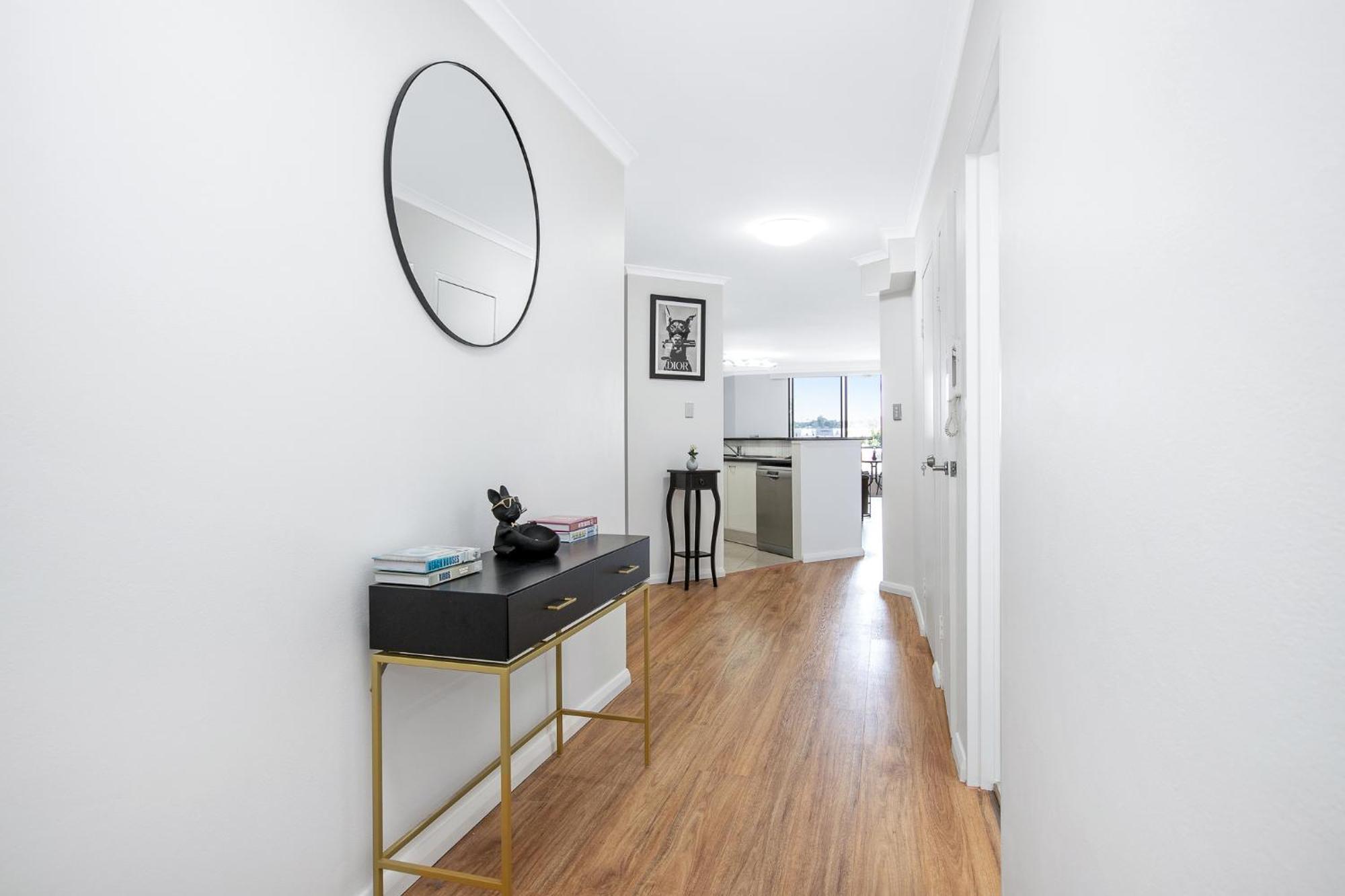 Apartment Pyrmont 2 Bed - Prime Location W Parking Sydney